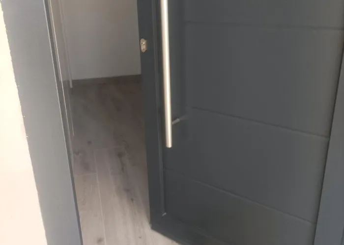 The Romantic Loft 베하르